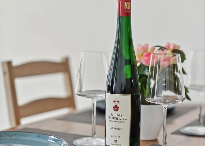 Ocean Breeze - Nahe Uni & Zentrum Apartman *